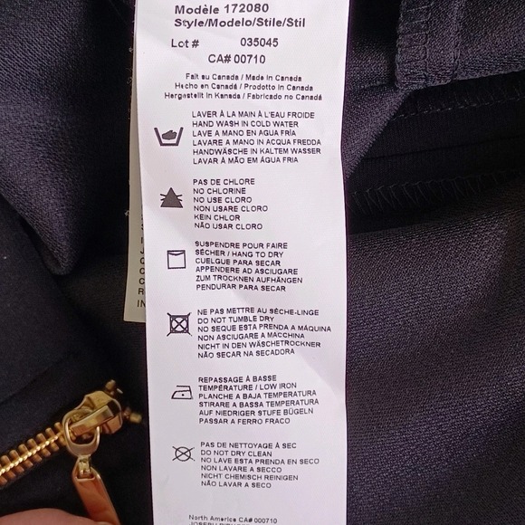 Joseph Ribkoff Black Pencil Skirt Gold Zipper Detail Knee Length Women's Size 18 - Picture 9 of 9